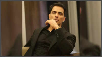 Sonu Sood REACTS to income tax raid at his residence in 2021: 'Even at that time, there were thousands of people...'