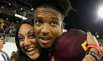 Jayden Daniels' mom crashes his date again and fans wonder if she’s obsessed